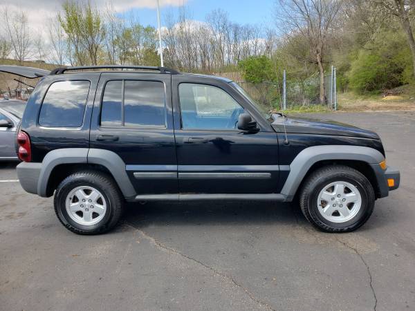 2007 Jeep Liberty 4x4 - - by dealer - vehicle for sale in Kalamazoo, MI