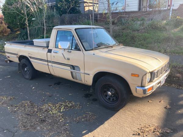 Toyota Pickup 1980 - cars & trucks - by owner - vehicle automotive... for sale in Portland, OR