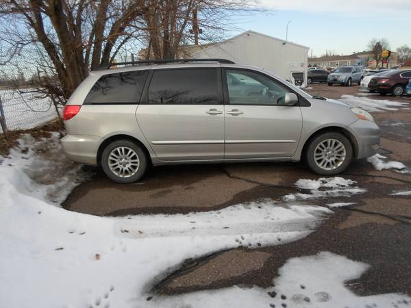 07 toyota sienna xle limited lowest price - - by for sale in Sioux Falls, SD – photo 3