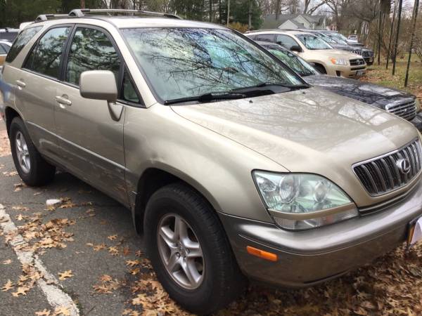 2001 Lexus RX300 V6 AWD - cars & trucks - by owner - vehicle... for sale in Yorktown Heights, NY – photo 3