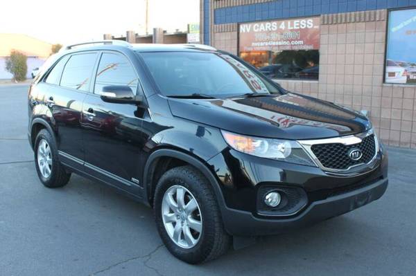 2013 KIA SORENTO LX AWD.. LOADED DRIVES GREAT CLEAN 3RD ROW BEST... for sale in Las Vegas, NV