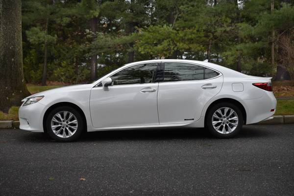 2014 Lexus ES 300h - - by dealer - vehicle automotive for sale in Great Neck, NY – photo 2
