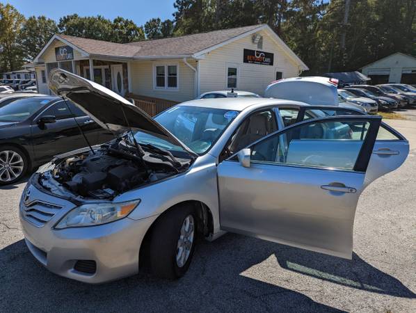 2011 Toyota Camry LE - - by dealer - vehicle for sale in Grayson, GA – photo 12
