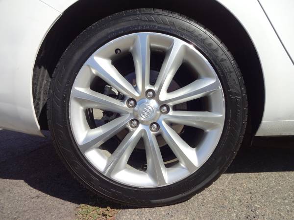 2013 BUICK VERANO LEATHER I4, NAVIGATION, BACKUP CAMERA, LOW MILES!... for sale in Union Gap, WA – photo 6