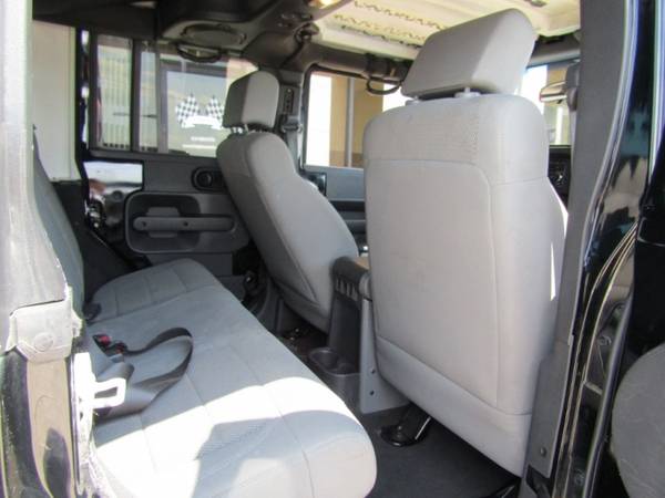2007 Jeep Wrangler 2WD 4dr Unlimited Sahara for sale in Watauga (N. Fort Worth), TX – photo 20