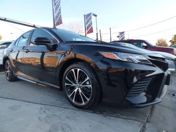 2020 Toyota Camry SE - Call or TEXT! Financing Available! - cars &... for sale in Chicago, IL – photo 13