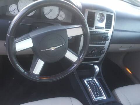 ~*2007 CHRYSLER 300 TOURING*FULLY LOADED*GREAT CONDITION*LOW MILEAGE*~ for sale in Dearborn, MI – photo 11