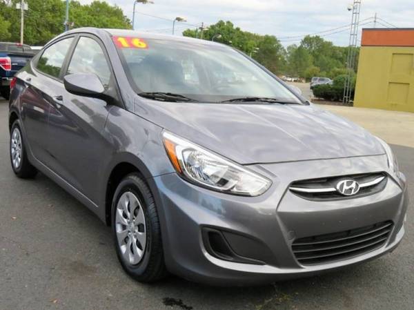 2016 Hyundai Accent SE 4dr Sedan 6M for sale in Whitehall, OH – photo 2