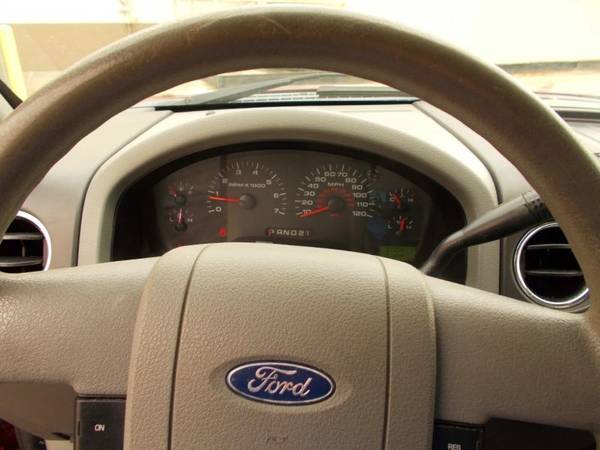 2007 F 150 FULL 4 DOOR 2 WHEEL DRIVE RED SHARP NICE TK SOLID ROCKERS for sale in New Lebanon, OH – photo 21