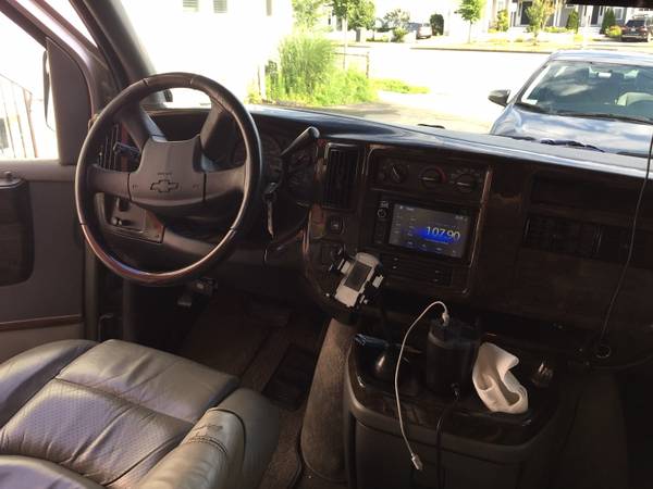 (AWD) for winter! 2003 Chevy Express Conversion for sale in Belmont, MA – photo 8