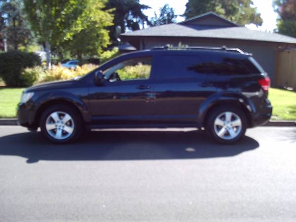 2009 DODGE JOURNEY FWD 4DR SXT with Removable short mast antenna -... for sale in Vancouver, OR – photo 3