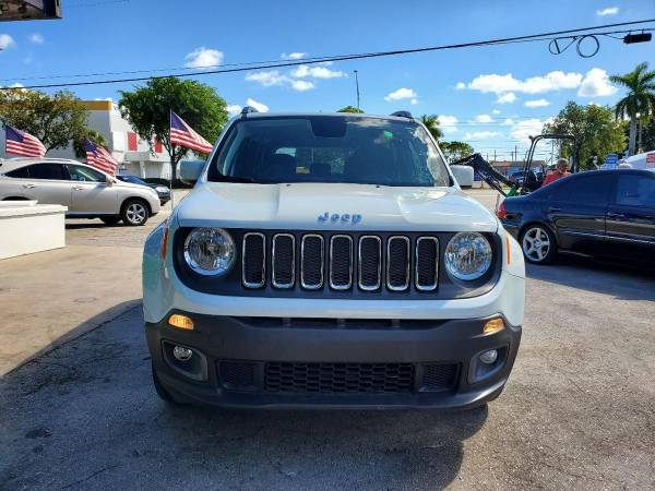 2018 Jeep Renegade Latitude 4x4 4dr SUV - cars & trucks - by dealer... for sale in Hollywood, FL – photo 8