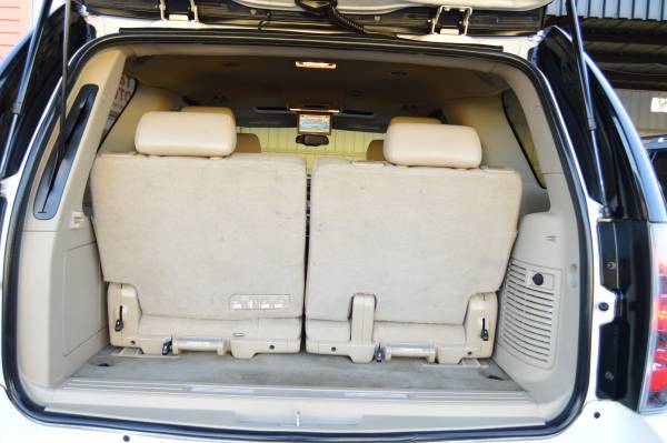 2012 GMC YUKON DENALI AWD 3RD ROW SEATS DVD NAVIGATION - cars & for sale in MANASSAS, District Of Columbia – photo 23