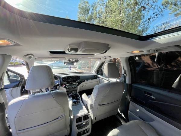 2019 Honda Pilot Elite AWD with Honda Warranty - - by for sale in Henderson, NV – photo 11