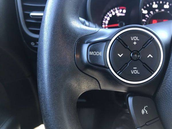 2018 Kia Soul Base ( Easy Financing Available ) for sale in Gladstone, OR – photo 7