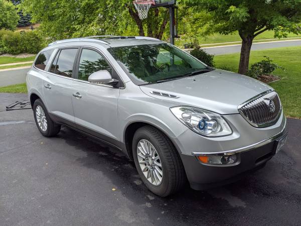 2011 Buick Enclave CXL SUV - cars & trucks - by owner - vehicle... for sale in Chanhassen, MN