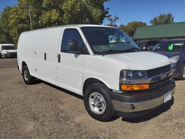 2018 Chevrolet Express Cargo Van 2500 3dr Extended Cargo Van - cars for sale in Hopkins, MN – photo 4
