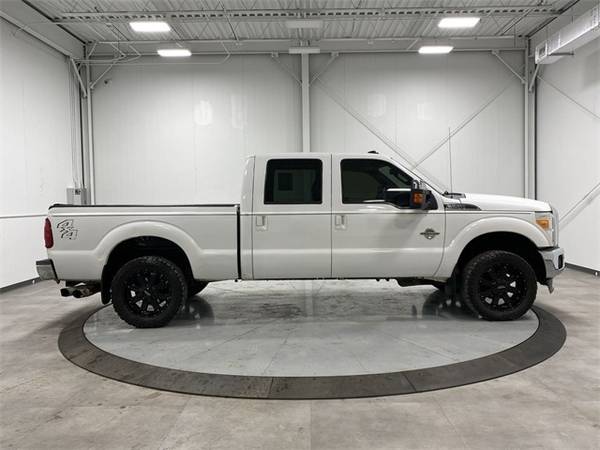2011 Ford Super Duty F-250 SRW Lariat - - by dealer for sale in Chillicothe, OH – photo 4