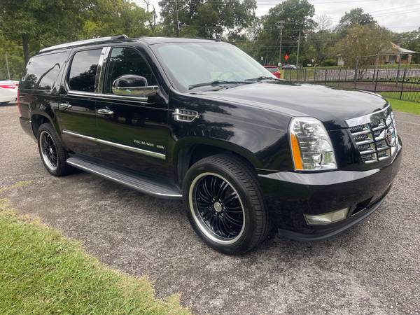 2011 Cadillac Escalade ESV - - by dealer - vehicle for sale in Leeds, AL – photo 2
