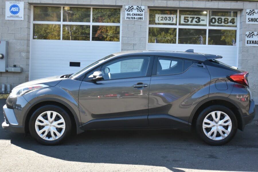 2019 Toyota C-HR LE for sale in Waterbury, CT – photo 2