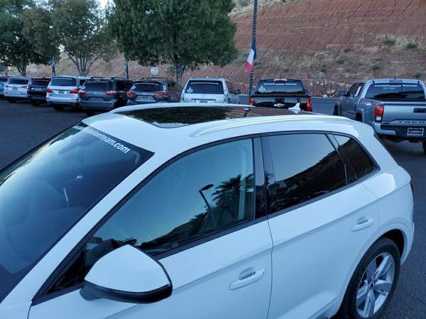 * * * 2018 Audi Q5 Premium Sport Utility 4D * * * - cars & trucks -... for sale in Saint George, UT – photo 9