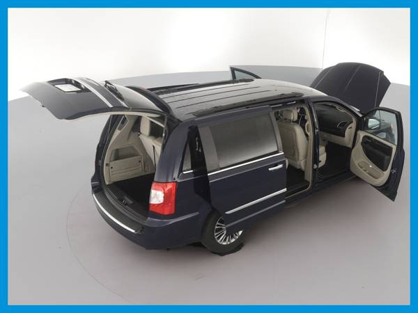 2014 Chrysler Town and Country Touring-L Minivan 4D van Blue for sale in NEWARK, NY – photo 19