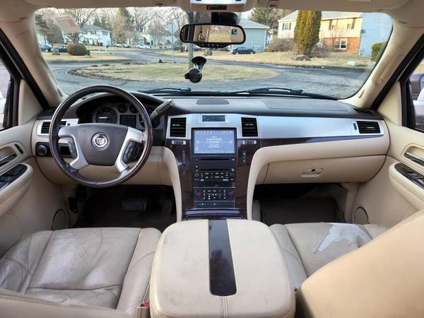 2007 Cadillac Escalade ESV Luxury 202K - - by dealer for sale in Rensselaer, NY – photo 7