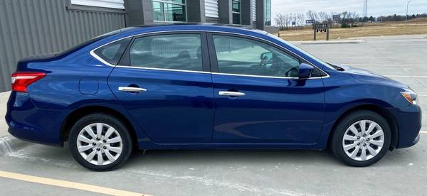 2019 NISSAN SENTRA SPORTY GREAT ON GAS FACTORY WARRANTY LIKE NEW... for sale in Ardmore, OK – photo 3