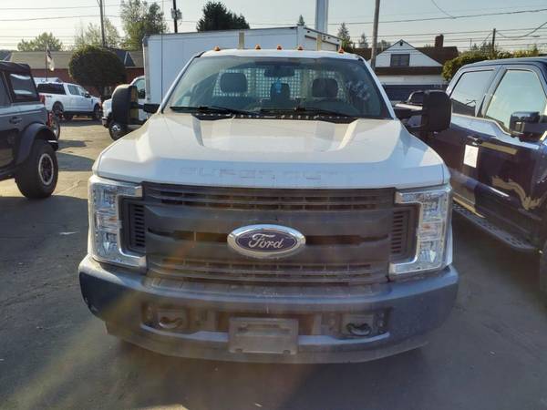 2018 Ford F-350 Super Duty XLT - - by dealer - vehicle for sale in Portland, OR