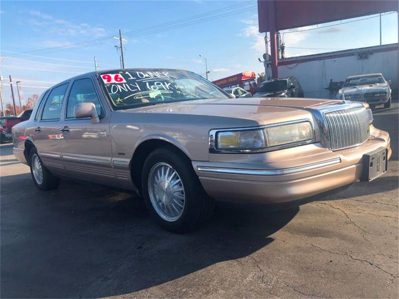 1996 Lincoln Town Car for sale in Olathe, KS – photo 3