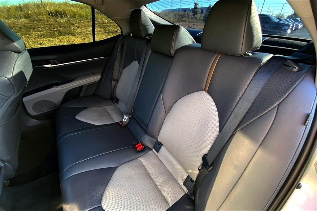 2020 Toyota Camry Hybrid XLE FWD for sale in KANSAS CITY, KS – photo 26