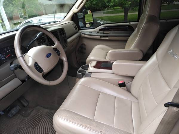 2003 Ford Excursion Limited, 7.3L Power Stroke, 4WD for sale in EAST MOLINE, IA – photo 7