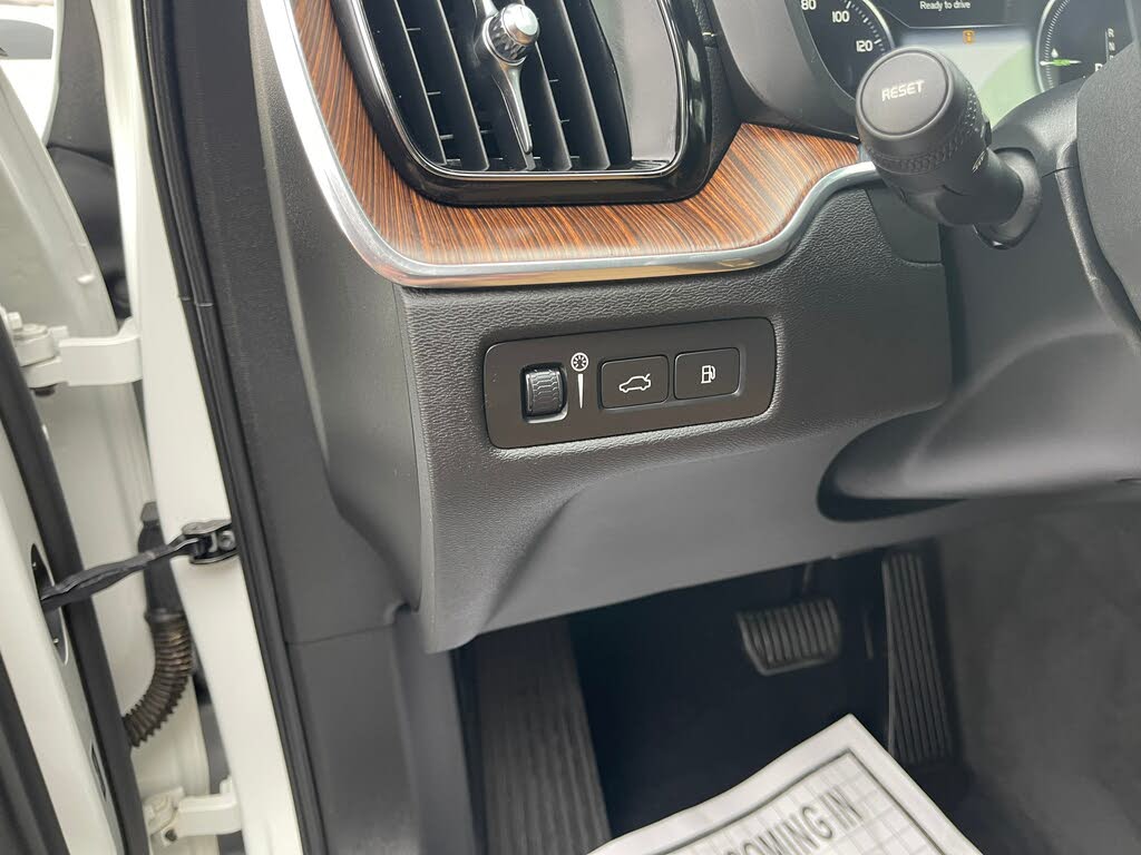 2019 Volvo XC60 Hybrid Plug-in T8 Inscription eAWD for sale in Tucson, AZ – photo 24