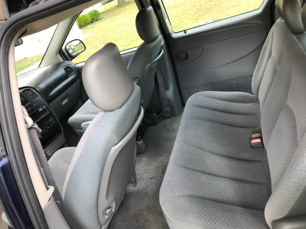 2006 Dodge Caravan - $2350 (Eatontown). Good Condition for sale in Fort Monmouth, NJ – photo 16
