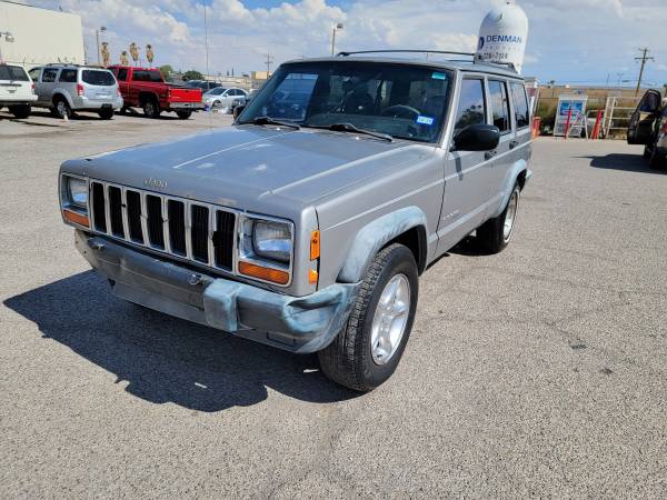 Jeep Cherokee 2000) - - by dealer - vehicle for sale in El Paso, TX
