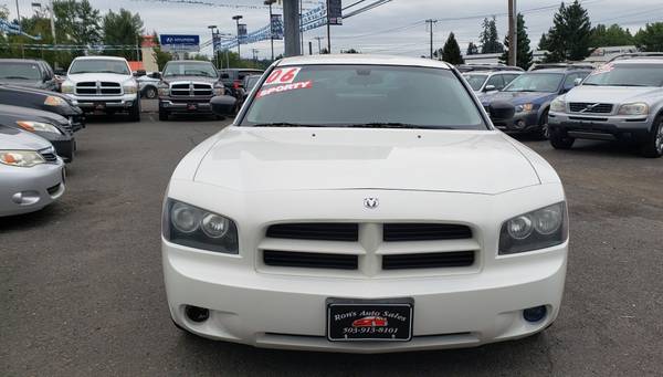 2006 Dodge Charger SE, Stone White with Grey Cloth Int, Auto, COLD A/C for sale in Hillsboro, OR – photo 2