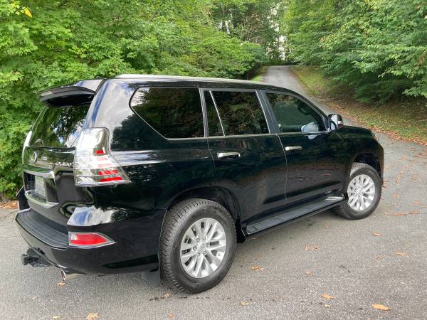 2021 Lexus GX460 AWD Loaded Only 25k miles - - by for sale in Boone, NC – photo 3