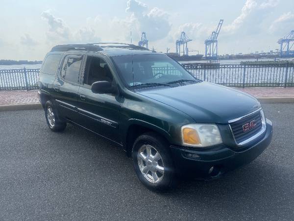 2005 GMC Envoy XL SLE 4WD - - by dealer - vehicle for sale in Gloucester City, NJ – photo 2
