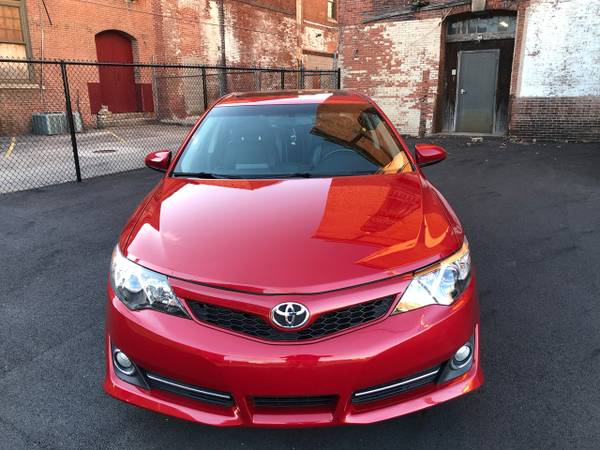 2012 Toyota Camry SE V6 - - by dealer - vehicle for sale in Westport , MA – photo 2