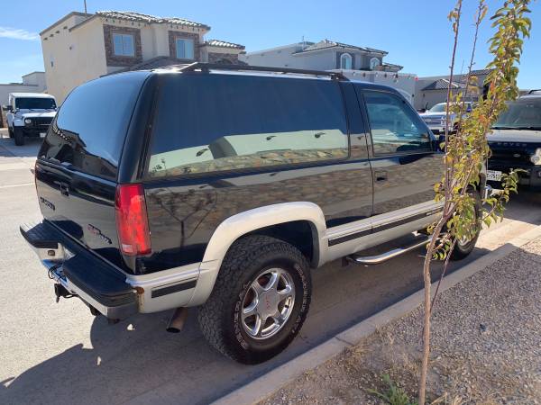 CLASSIC ‘93 GMC YUKON 2 DOOR - cars & trucks - by owner - vehicle... for sale in El Paso, TX – photo 3