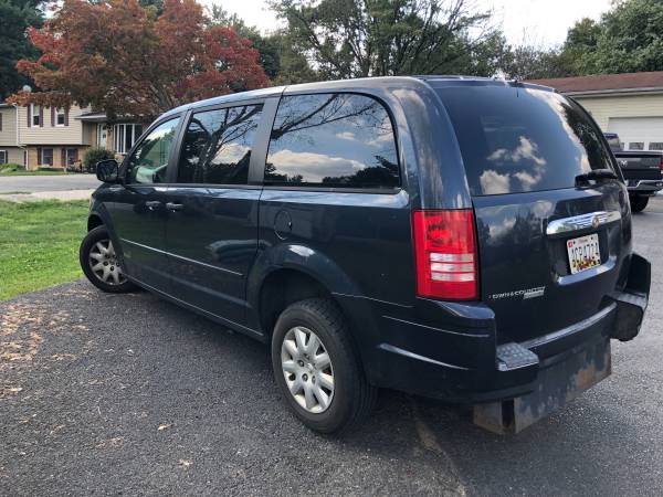 2008 Chrysler Town and Country LX handicap wheelchair accessible van for sale in Middletown, MD – photo 15