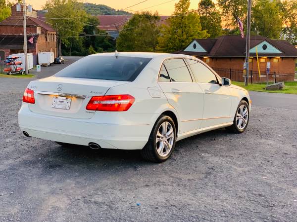 2011 MERCEDES-BENZ E-CLASS E350 4MATIC ( SUPER CLEAN ) for sale in West Sand Lake, NY – photo 8