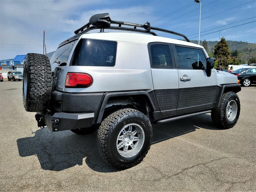 2007 Toyota FJ Cruiser 4WD for sale in Grants Pass, OR – photo 6
