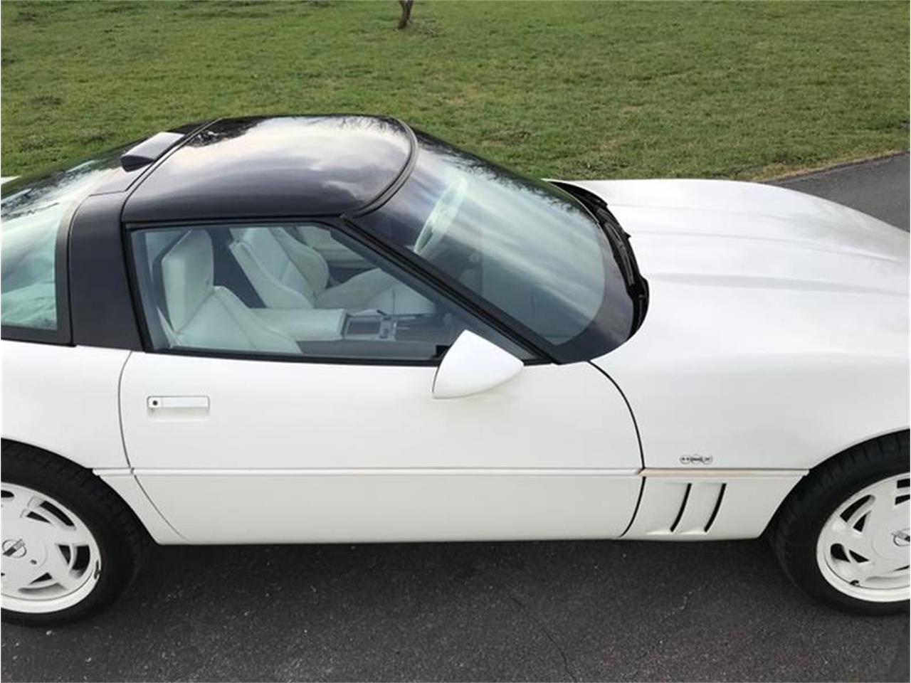 1988 Chevrolet Corvette for sale in Fredericksburg, TX – photo 22