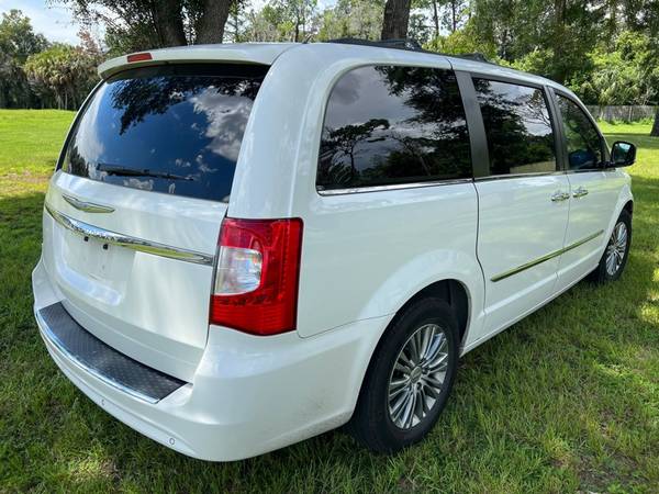 2013 Chrysler Town Country TOURING L - - by dealer for sale in Jacksonville, FL – photo 8
