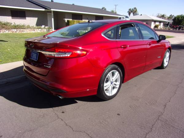 2018 Ford Fusion SE hybrid, clean title, clean carfax, great price! for sale in Mesa, AZ – photo 3