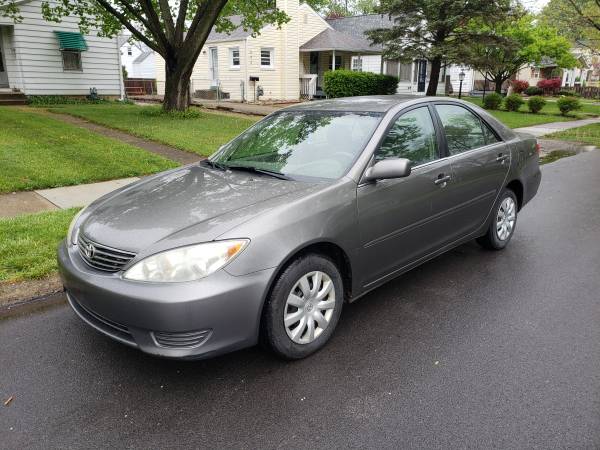 2006 toyota camry le very reliable runs great - - by for sale in Columbus, OH