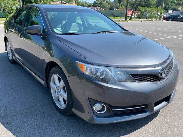 2014 Toyota Camry SE 4dr Sedan 100% CREDIT APPROVAL! for sale in TAMPA, FL