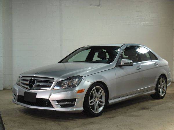 2012 MERCEDES-BENZ C-CLASS C300 4MATIC - FINANCING AVAILABLE-Indoor... for sale in PARMA, OH