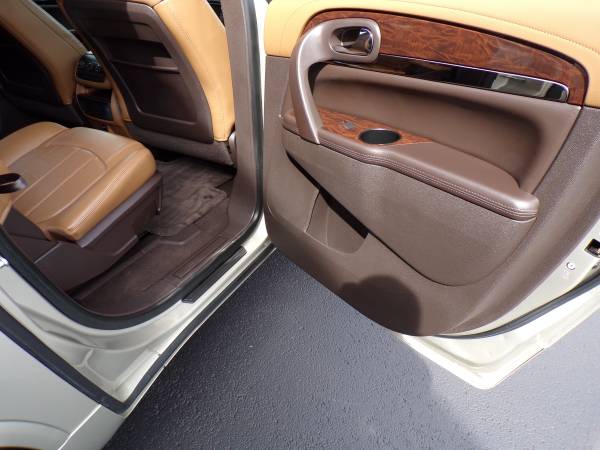 2015 Buick Enclave Leather 1 Owner Pwr Htd Seats Rear Cam BLIS Tow for sale in binghamton, NY – photo 17
